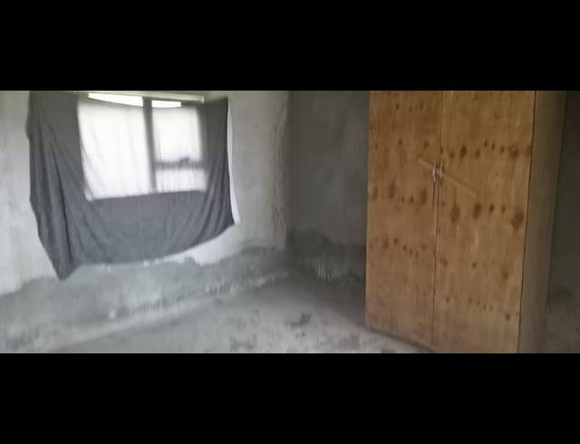 2 BEDROOM HOUSE FOR SALE IN NGWELEZANA